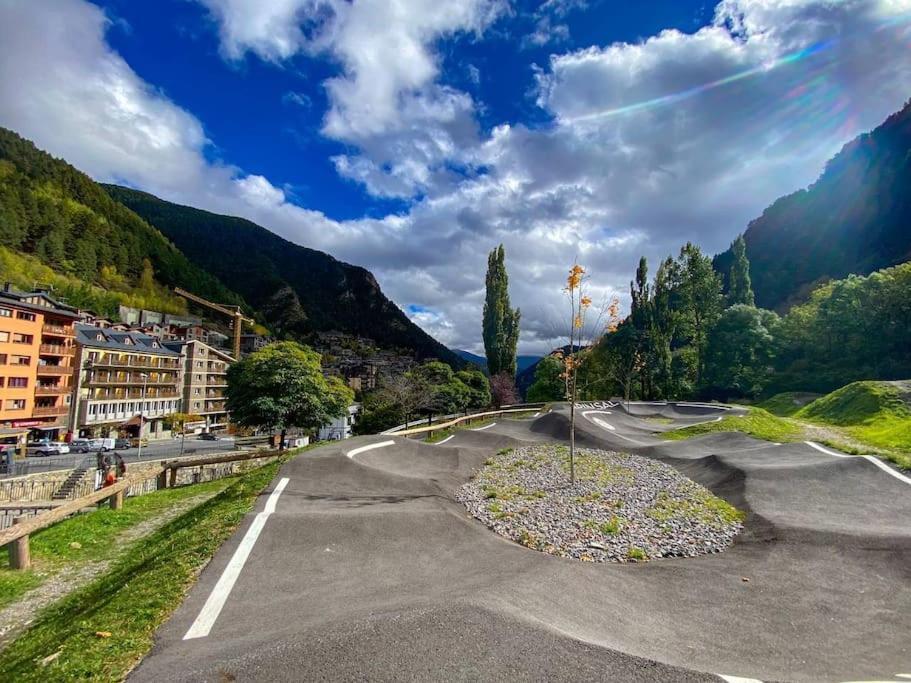 Iconic - A Pie De Pistas En 1 Minuto - Terraza Con Vistas Al Valle Arinsal - Parking Gratis L By Bonesvacances エクステリア 写真