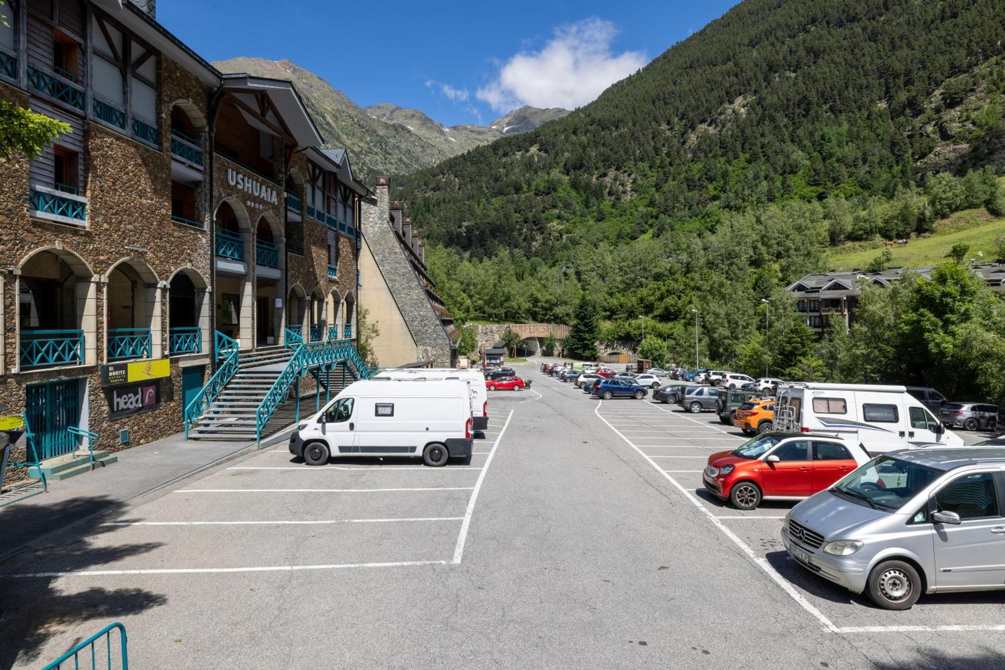 Iconic - A Pie De Pistas En 1 Minuto - Terraza Con Vistas Al Valle Arinsal - Parking Gratis L By Bonesvacances エクステリア 写真